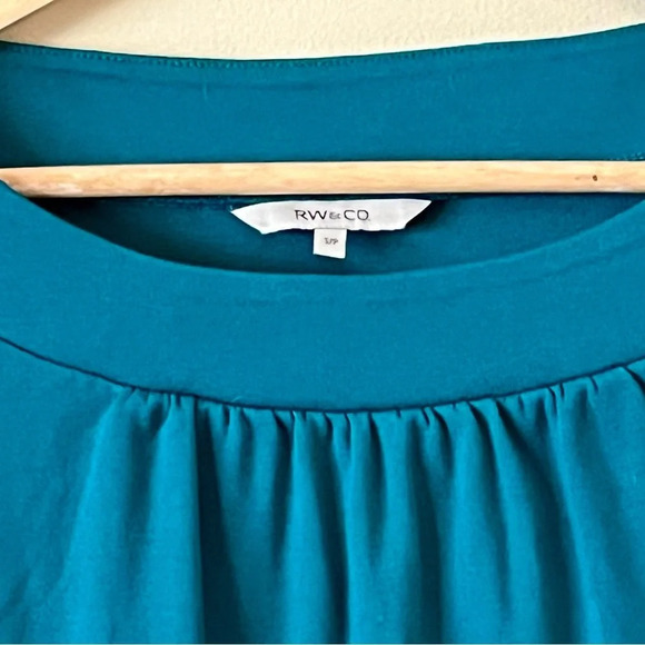 RW&CO| Teal Green Boat Neck Cap Sleeve Fitted Cotton Top Size US Small - Picture 3 of 8